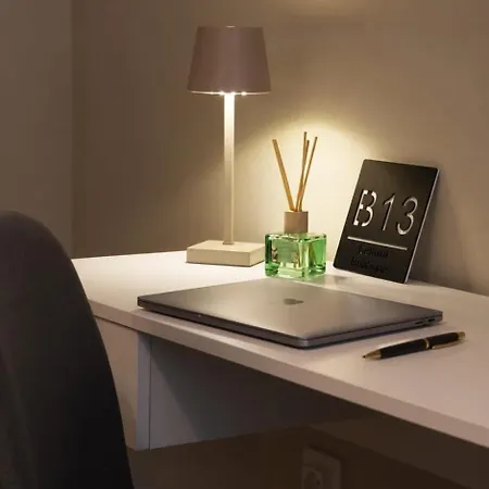 Apartment B13 Boutique